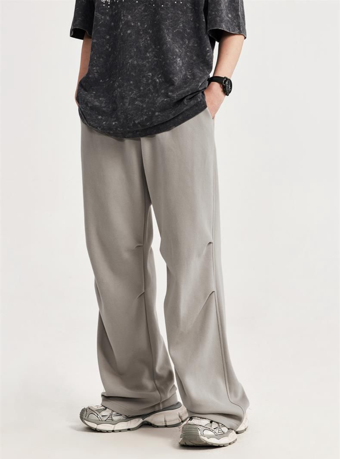 TIGER CLAWED SWEATPANTS