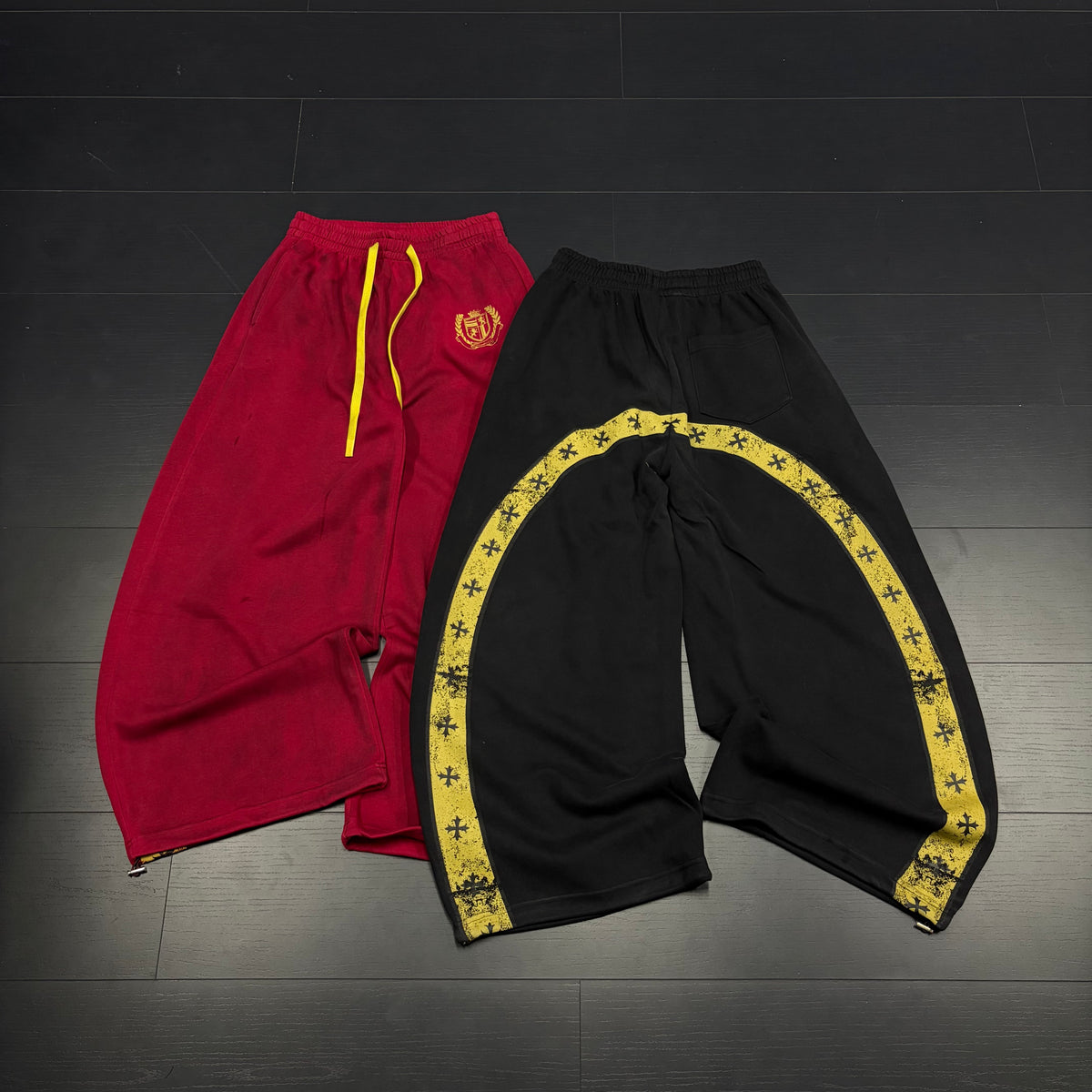 CLASSIC WIDE-LEG SWEATPANTS