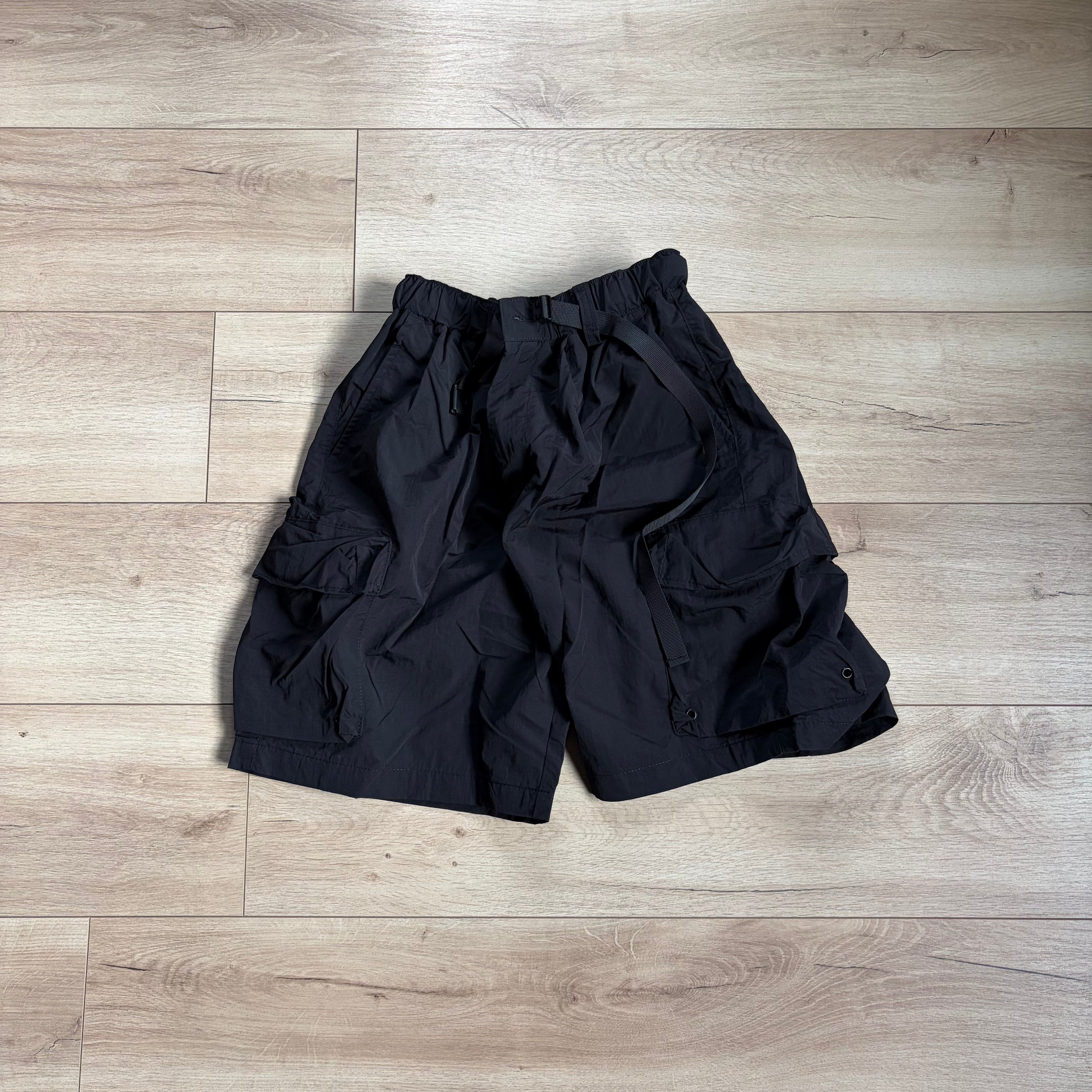 9904 BLACK SHORTS