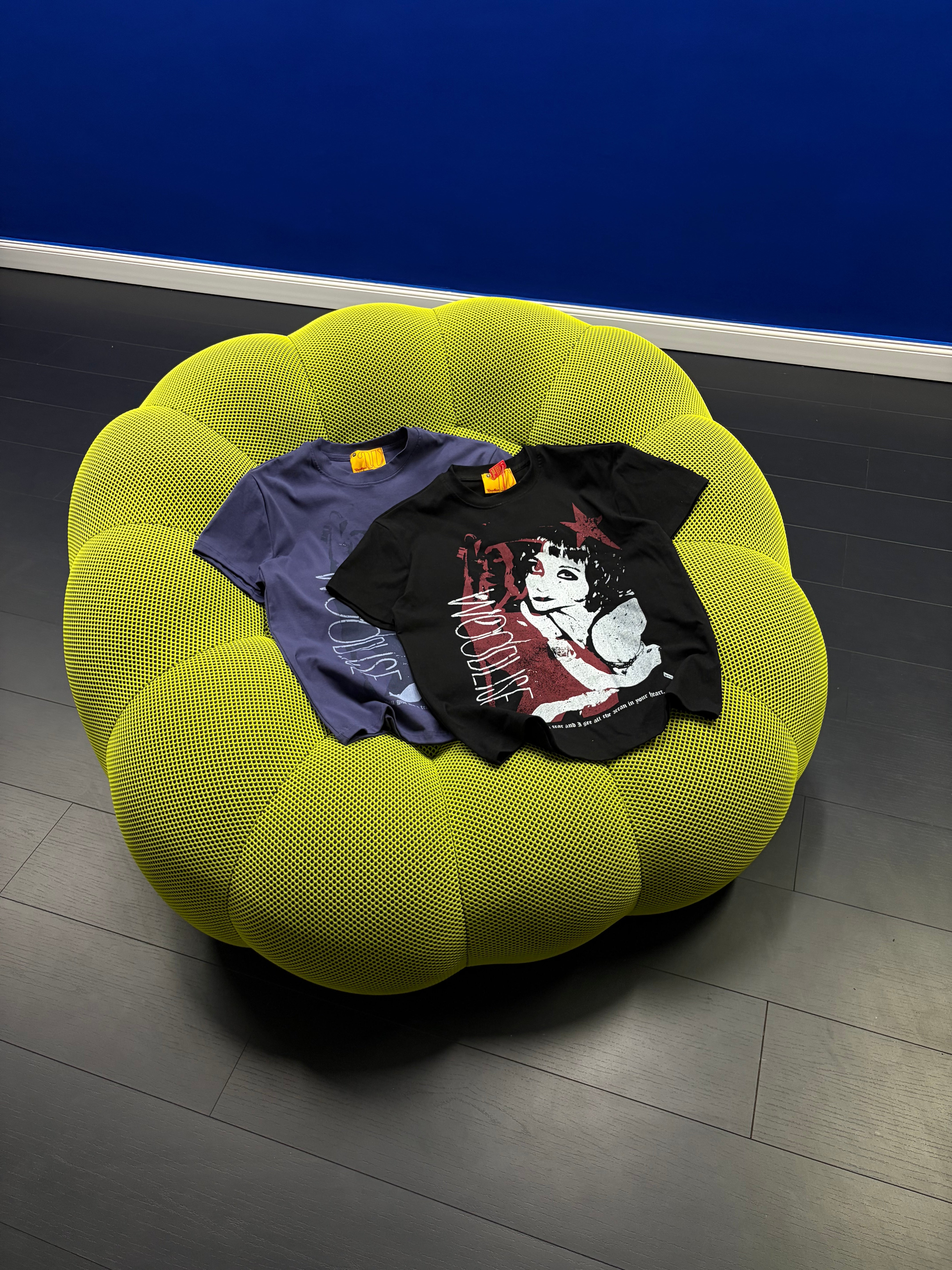 WOODLISE STAR GRAPHIC TEE