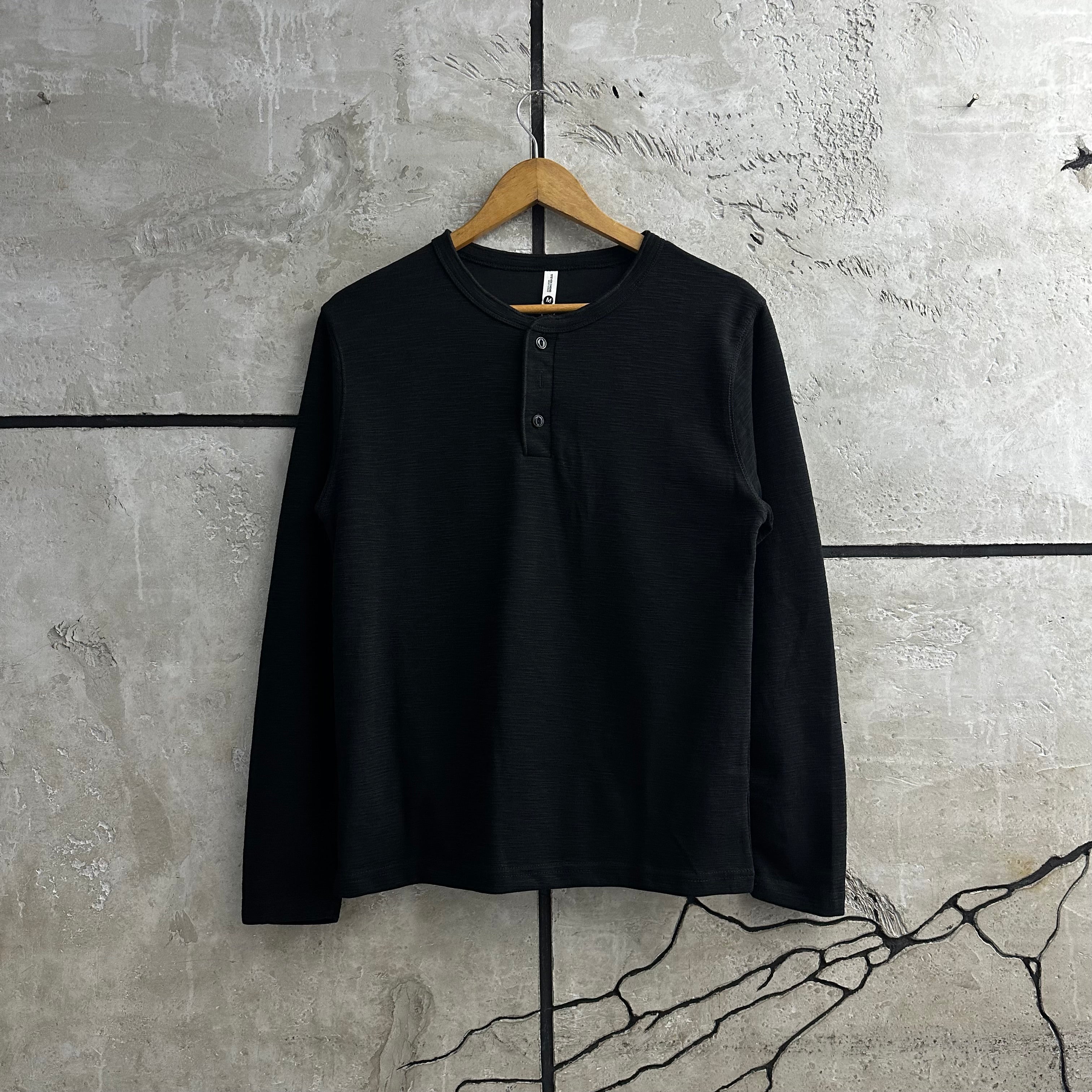 HENLEY TEE