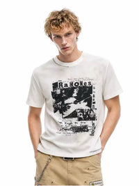 THE NUNS STITCHED COLLAR TEE
