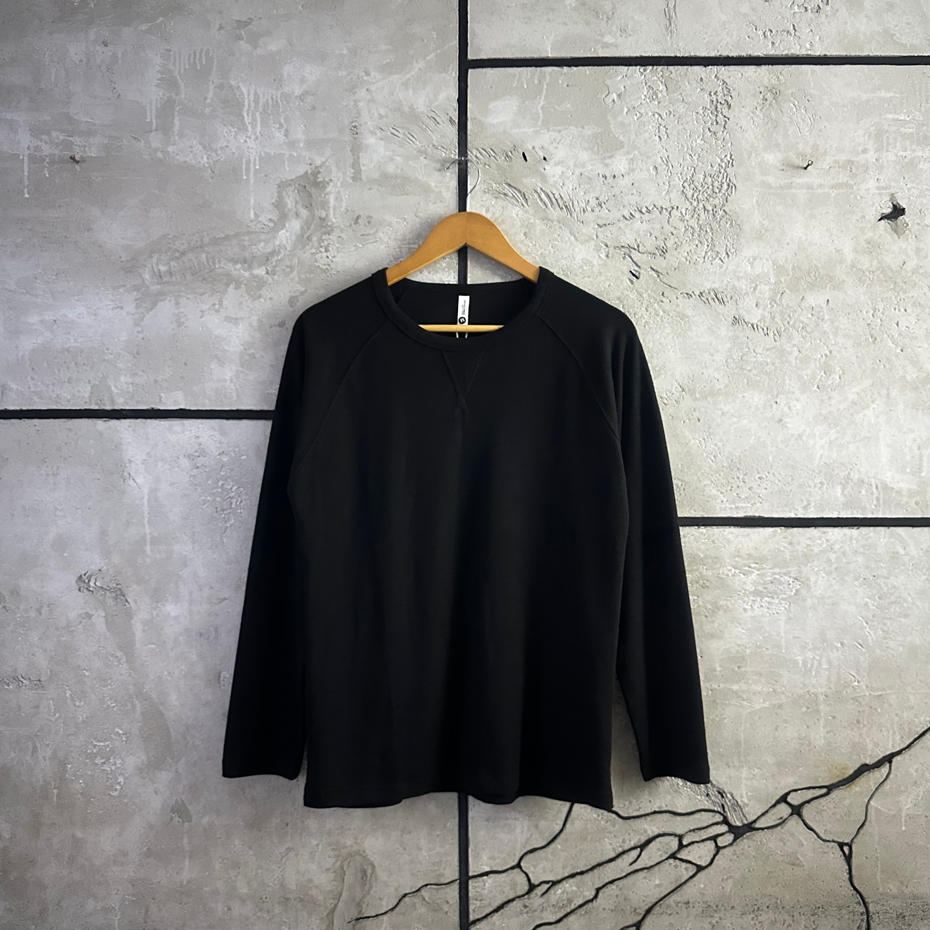 V-INSERT LONGSLEEVE TEE