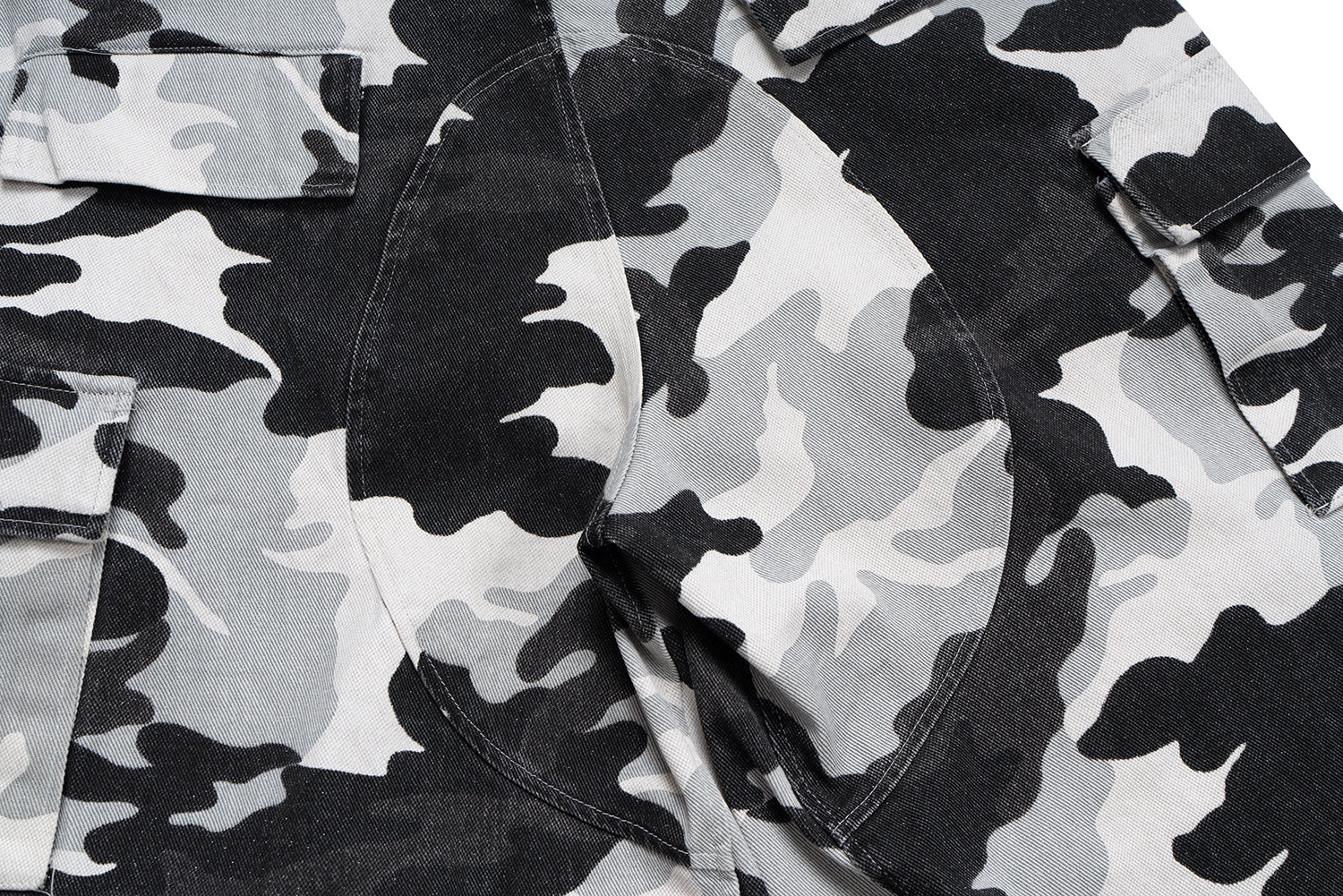 LIGHT CAMO JORTS