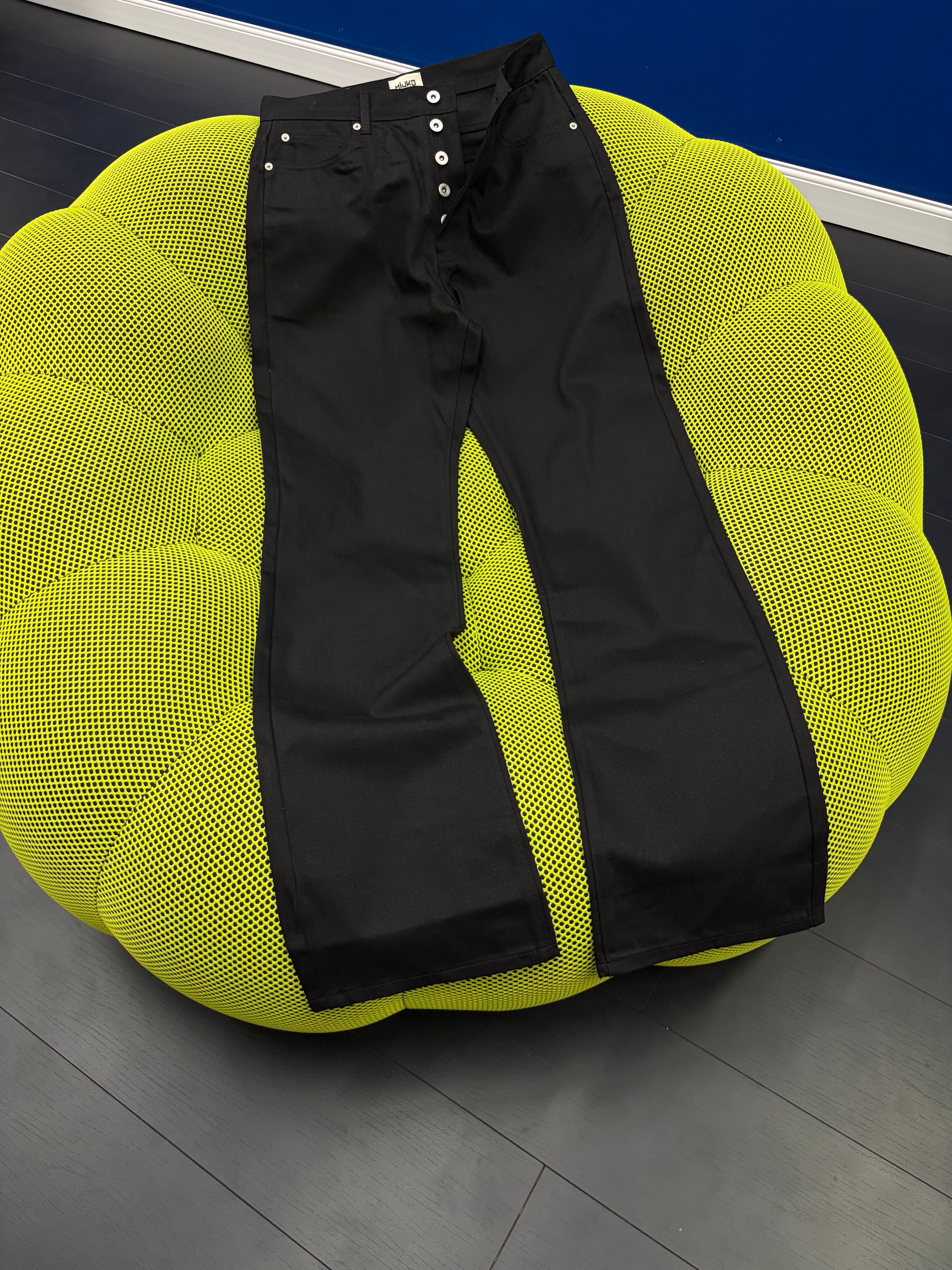 MUIKO TJ179 BLACK BUTTON PANTS