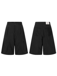 LOOSE-FIT BLACK SHORTS