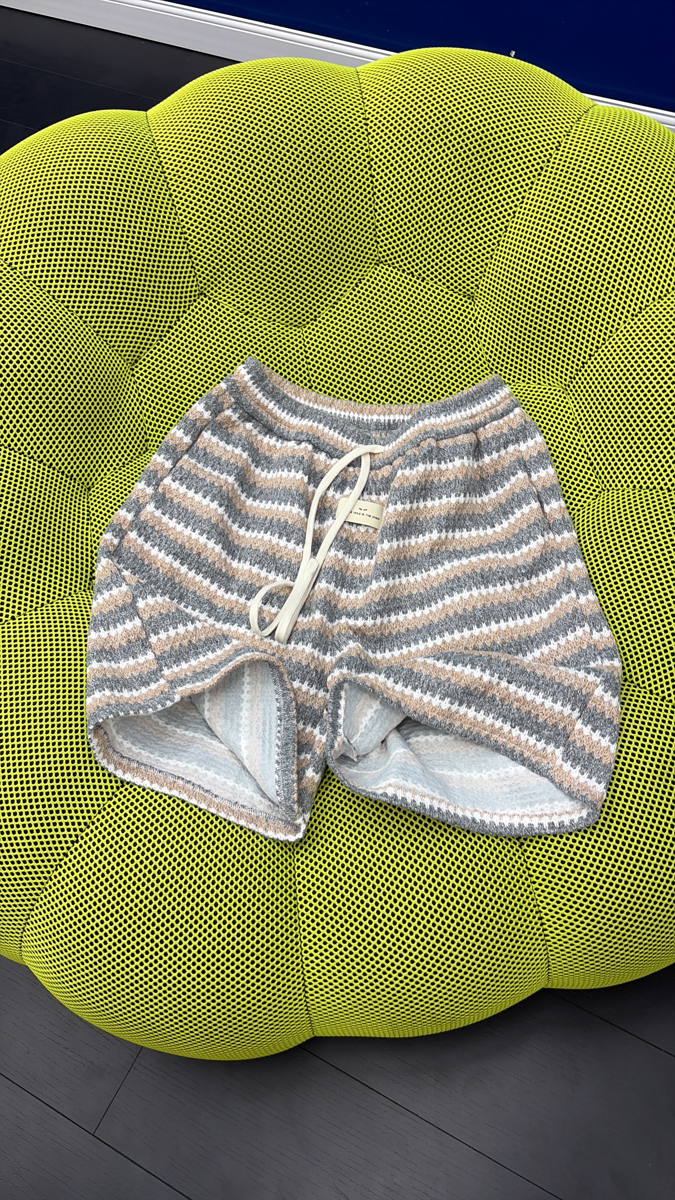 BHITE GWB STRIPED WOVEN SHORTS