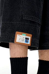 POCKET DOWN BLACK SHORTS
