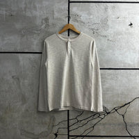 STV BUTTON LS TEE