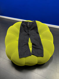 GK BLACK BUTTON-FLY JEANS