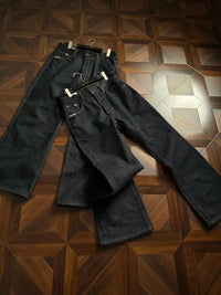 THREADED BLACK BOTTOM FLARE DENIM