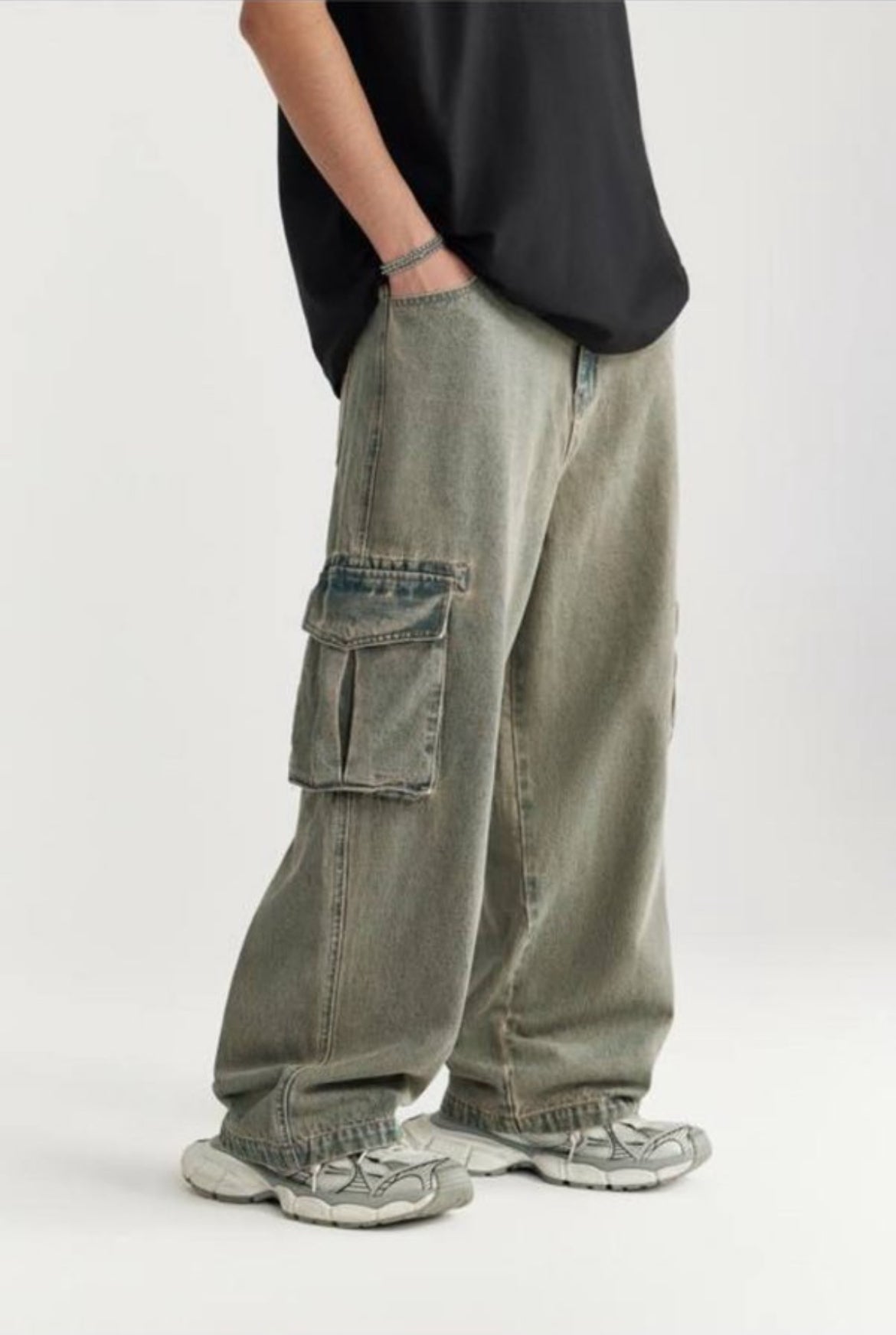 12372S24 FADED CARGO JEAN