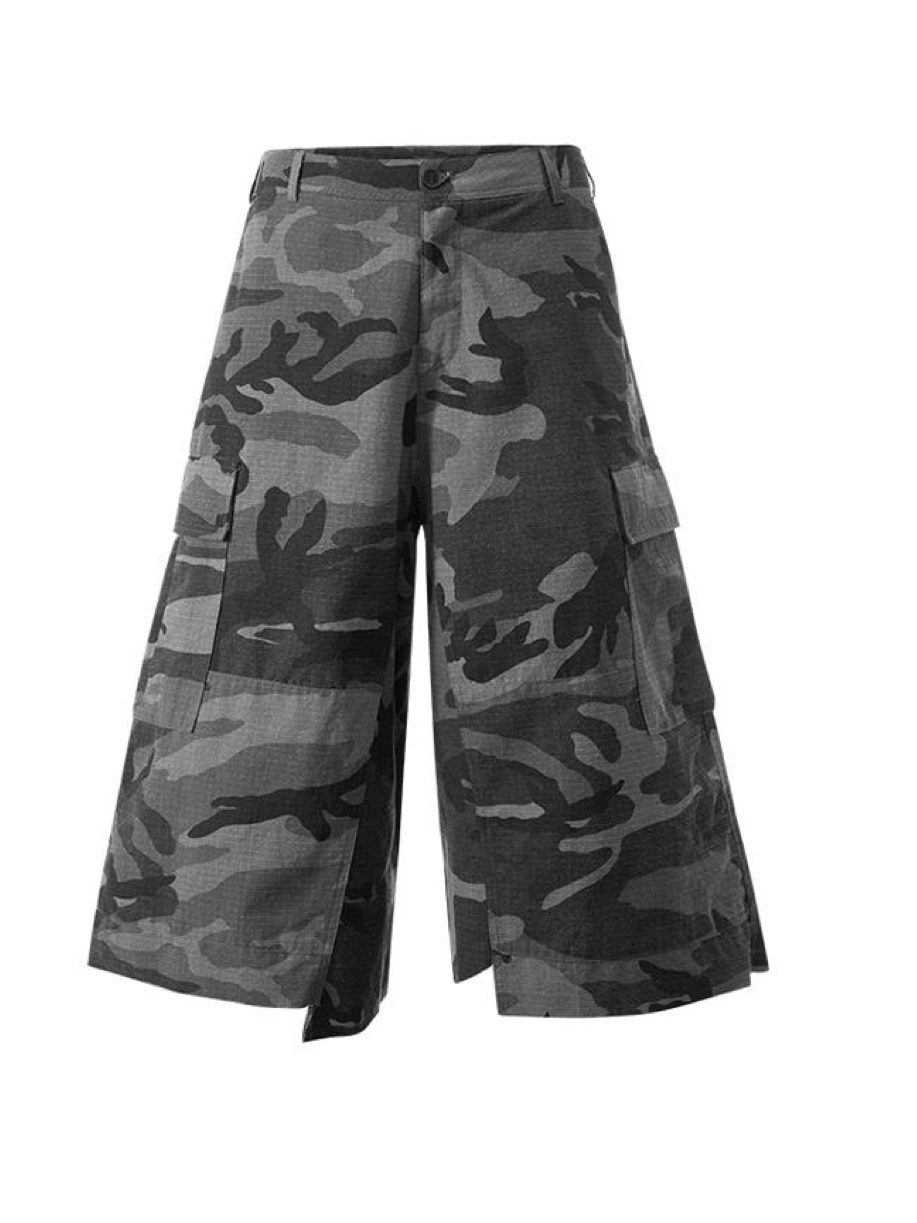 1279 CAMO SHORTS