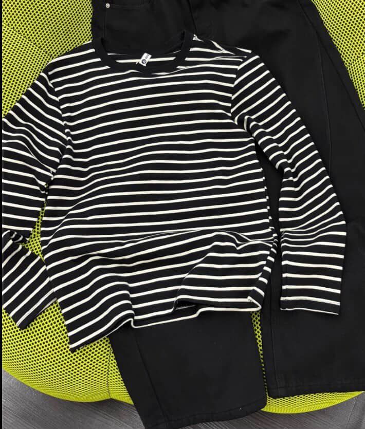 STVG BLACKLINE STRIPED LS TEE