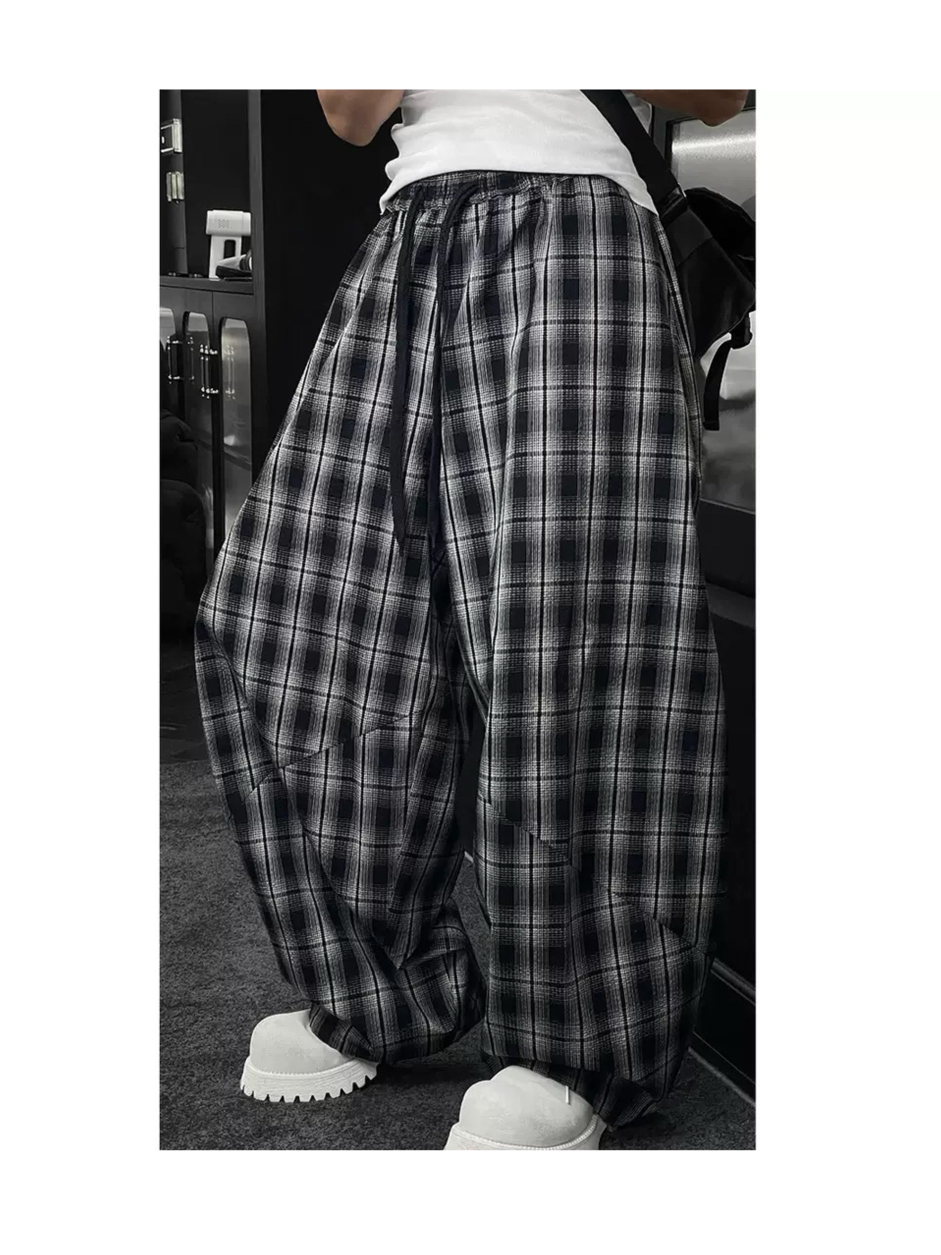 CEO.OO PLAID PANTS