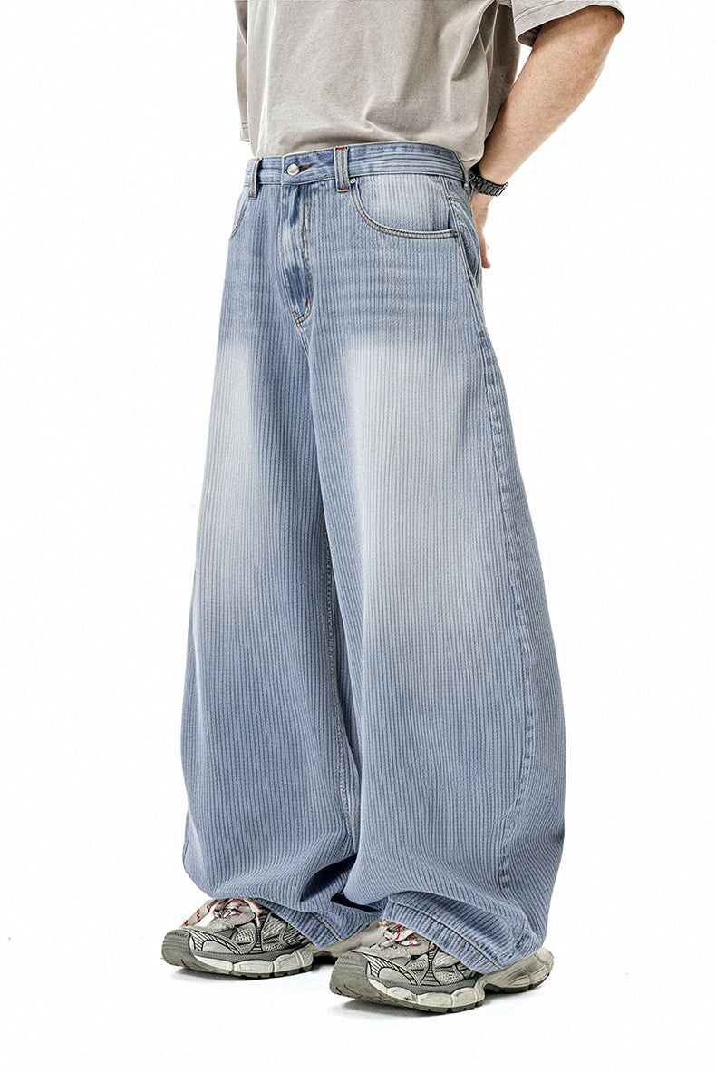 Vintage Wash Wide-Leg Balloon Jeans
