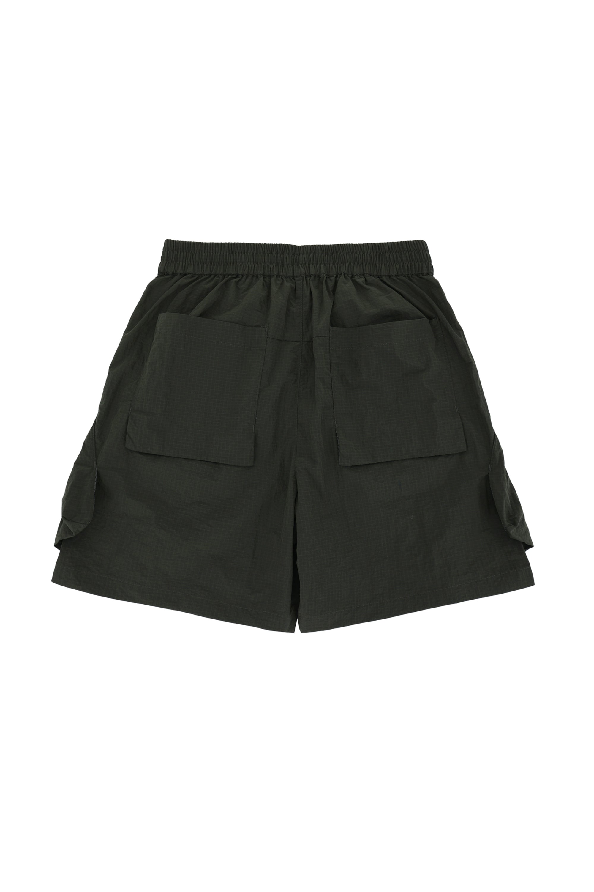 Relaxed fit nylon cargo shorts