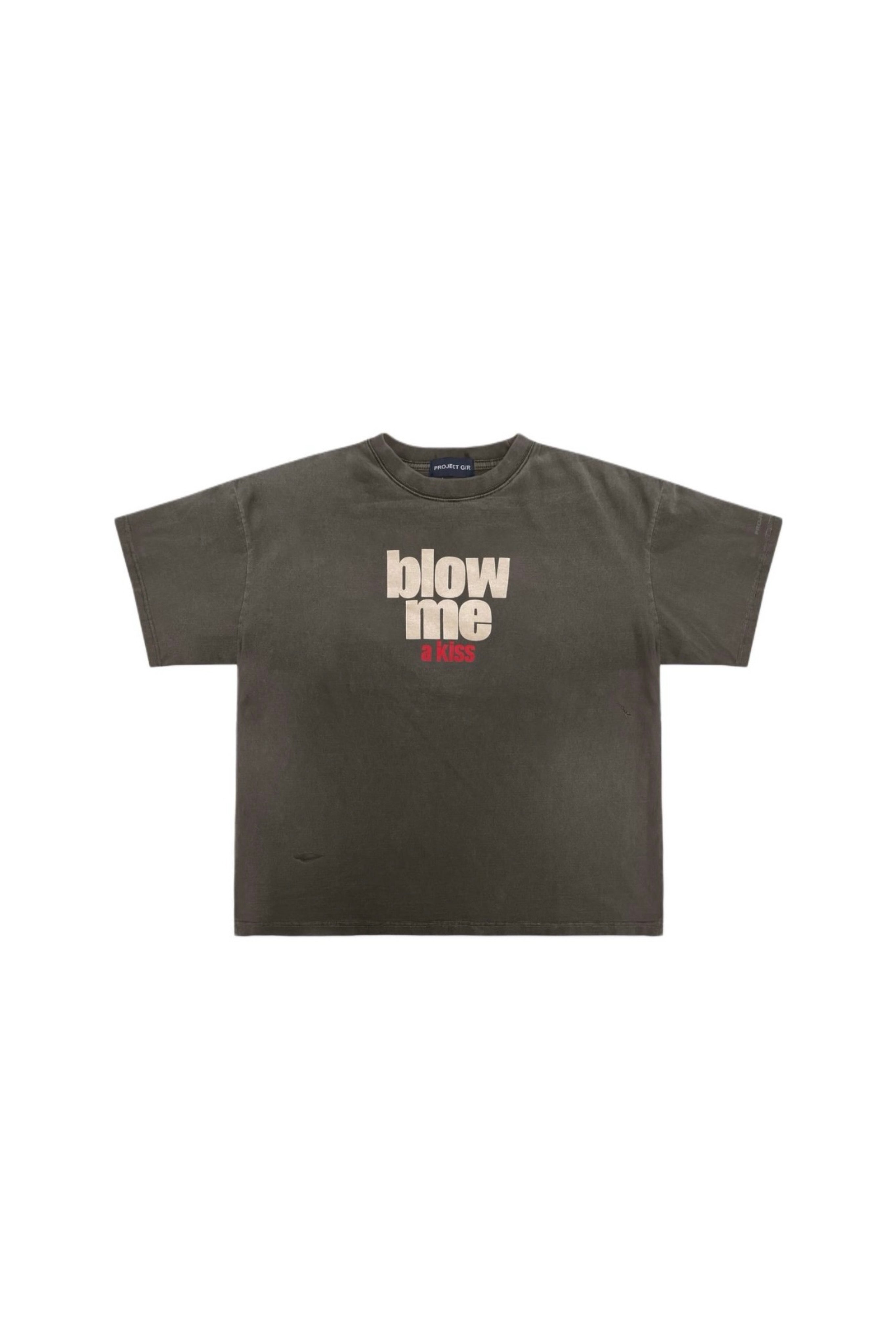 BLOW ME A KISS GRAPHIC TEE