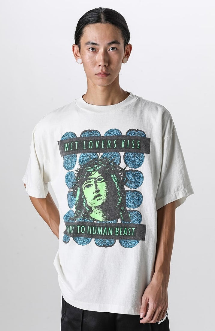 WET LOVERS KISS CREAM GRAPHIC TEE