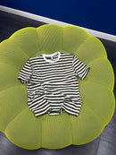 STVG WGB THIN STRIPED TEE