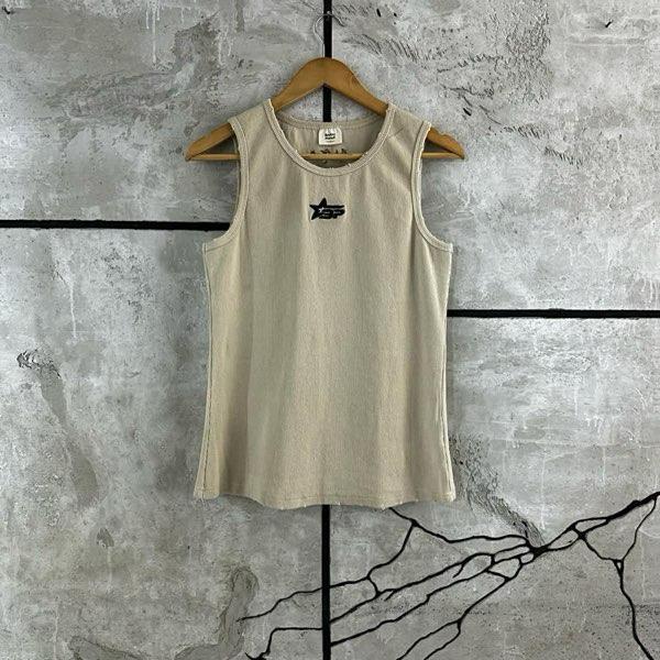 BROKEN PLANET TANK TOP